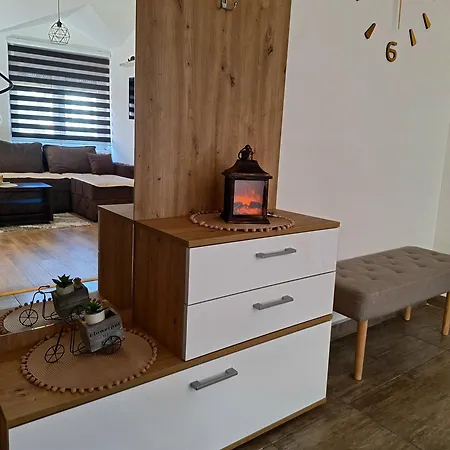 Apartment Tara *
